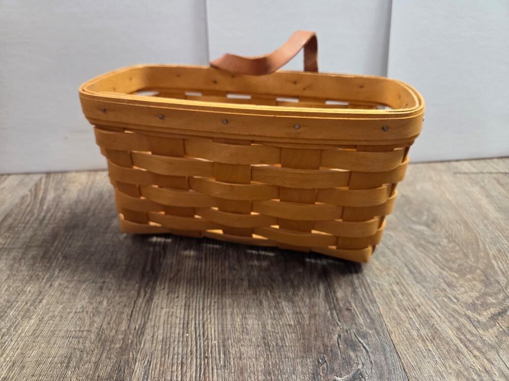Longaberger Hanging Wall Basket w Leather Handle 1998